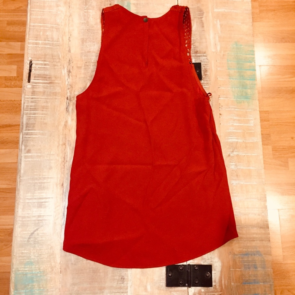 NWT A.L.C. Quinn Crochet Silk Blouse Tank Top 0 red - Picture 4 of 8